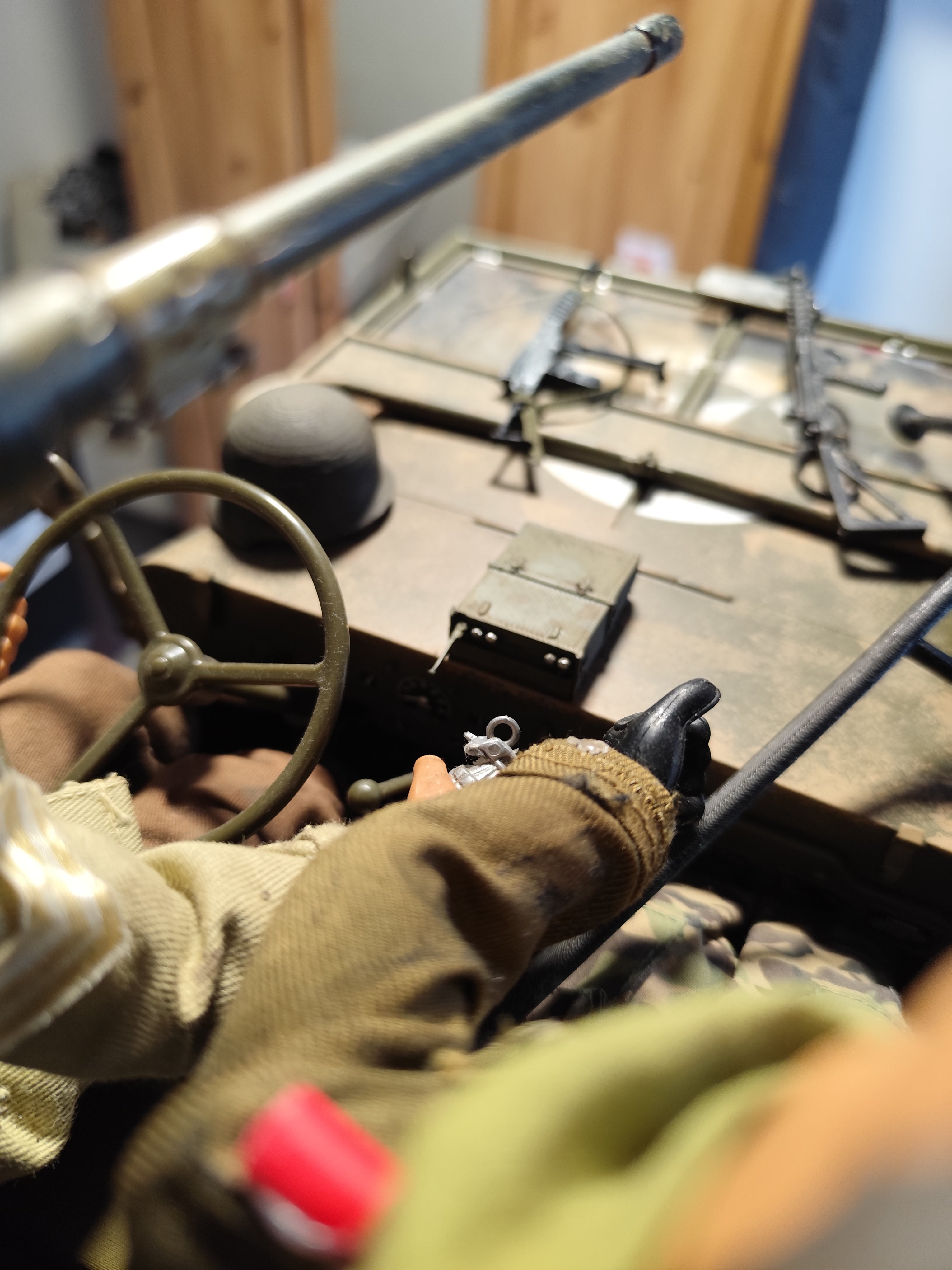 Jeep Willys 1/6 Roch Hobby ensemble unique